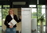 Foto vermittelte Rehabilitandin am Arbeitsplatz