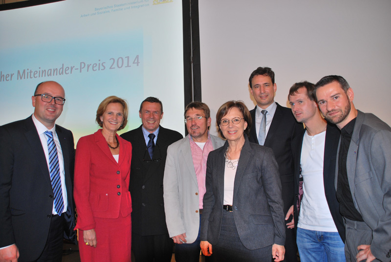 BFW-Nationalspieler Enrico Göbel und Sebastian Schäfer mit Ehrengästen der Veranstaltung BFW-Nationalspieler Enrico Göbel und Sebastian Schäfer mit Ehrengästen der Veranstaltung.